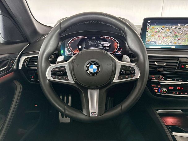 BMW 530i 185 kW image number 13