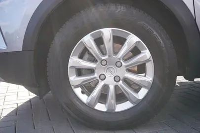Car image 33