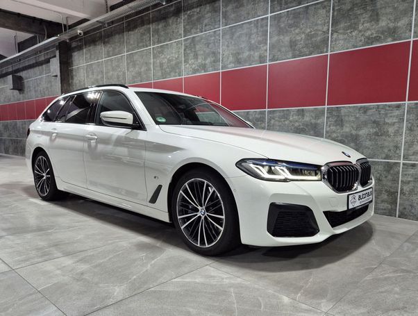 BMW 540d Touring M Sport xDrive 250 kW image number 19