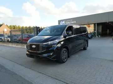 Car image 24