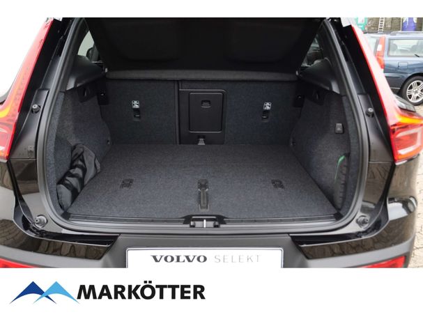 Volvo XC40 B4 Ultra Dark 145 kW image number 21