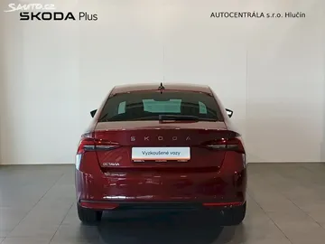 Car image 32