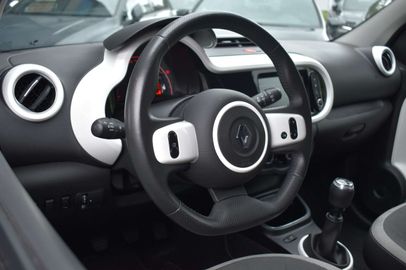 Car image 31