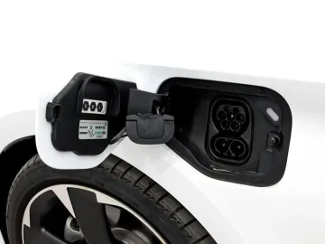 Car image 39