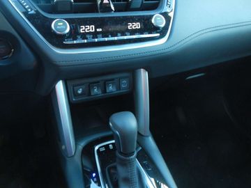 Car image 11