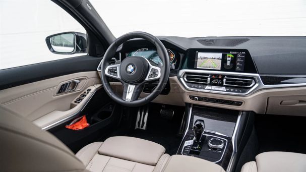 BMW 320d Touring 140 kW image number 4