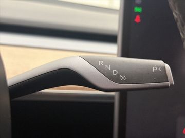 Car image 33