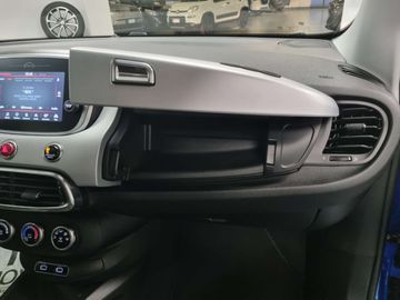 Car image 37