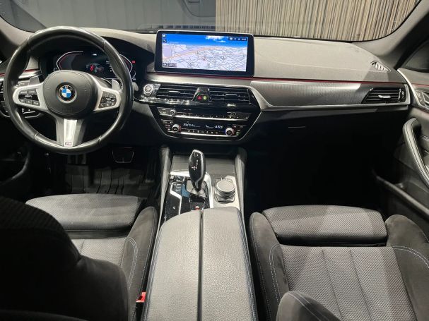 BMW 520d xDrive 140 kW image number 3