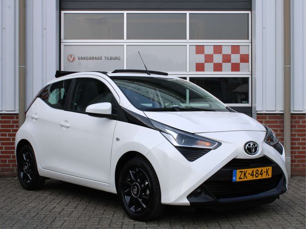 Toyota Aygo 54 kW image number 2