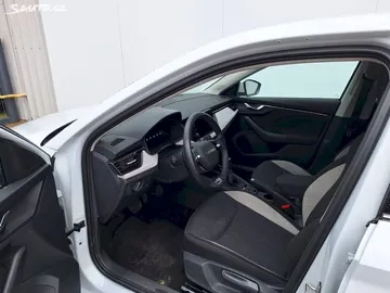 Car image 26