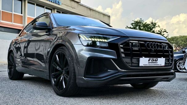 Audi Q8 55 TFSI quattro Tiptronic S-line 280 kW image number 9