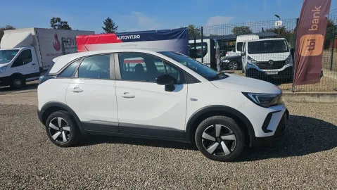 Car image 22