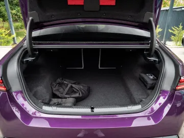 Car image 35