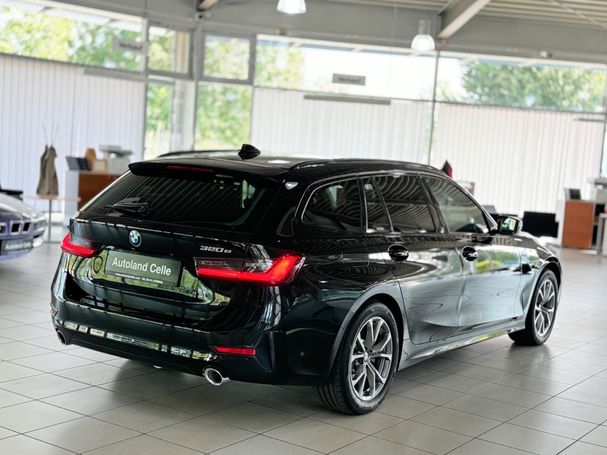 BMW 320 Touring e M Sport 150 kW image number 7