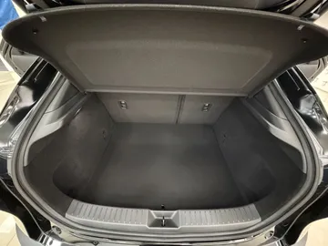Car image 38