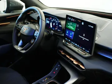 Car image 46