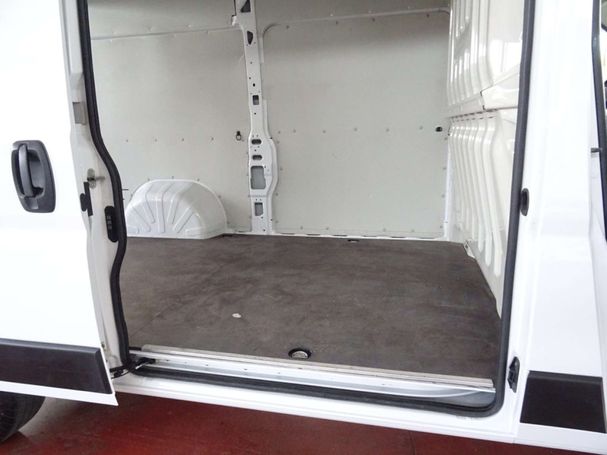 Fiat Ducato 33 2.3 96 kW image number 11