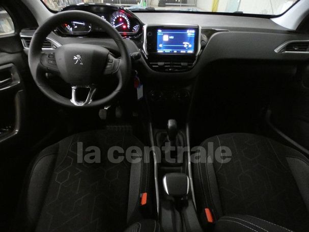 Peugeot 2008 BlueHDi 100 Active 75 kW image number 4