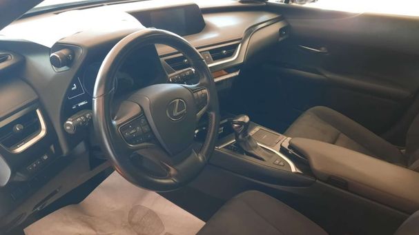 Lexus UX 250h 135 kW image number 5