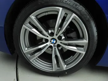 Car image 41