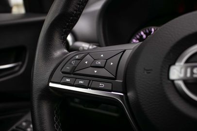 Car image 36