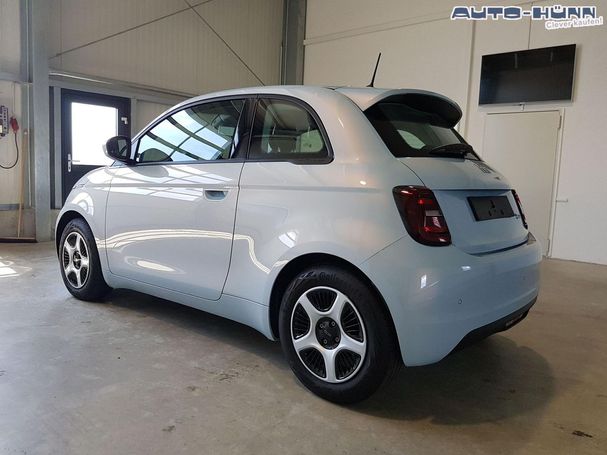 Fiat 500 e 70 kW image number 6