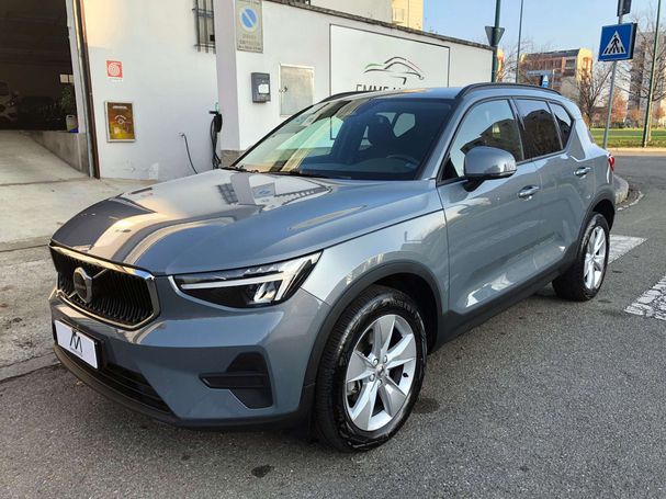 Volvo XC40 B3 120 kW image number 1