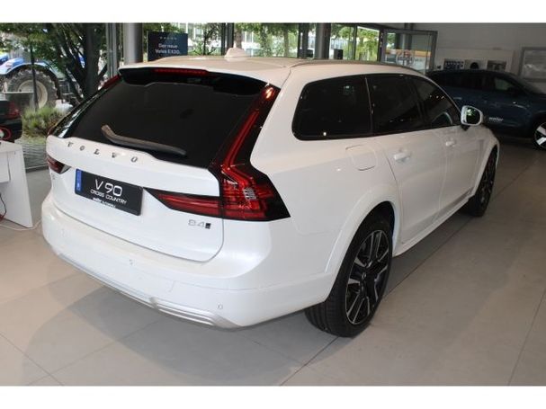 Volvo V90 Cross Country AWD B4 145 kW image number 3