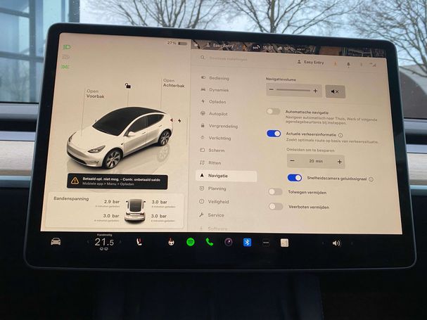 Tesla Model Y Long Range AWD 378 kW image number 33