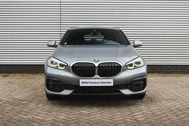 BMW 118i Sport Line 100 kW image number 17