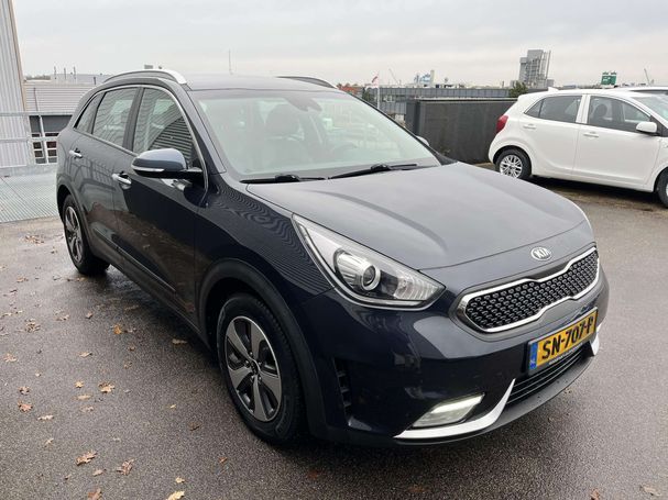 Kia Niro Hybrid 1.6 GDI 104 kW image number 6