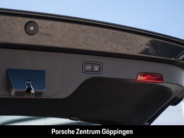 Car image 35
