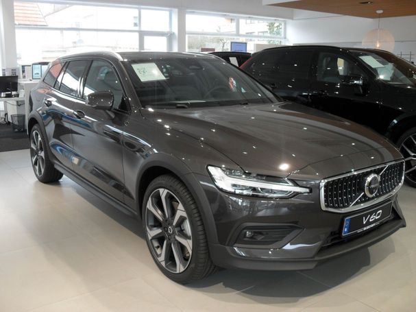 Volvo V60 Cross Country AWD B5 184 kW image number 9