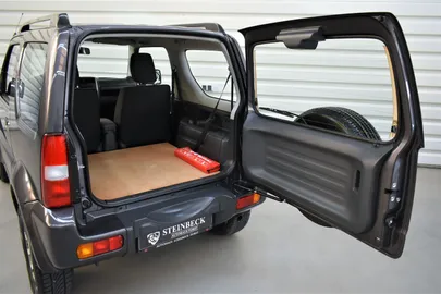 Car image 22