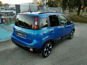 Car image 29