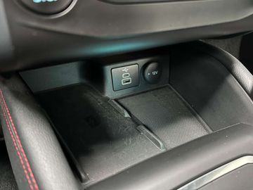 Car image 38