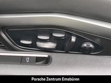 Car image 33