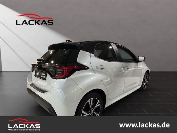 Toyota Yaris 1.5 Hybrid 85 kW image number 2