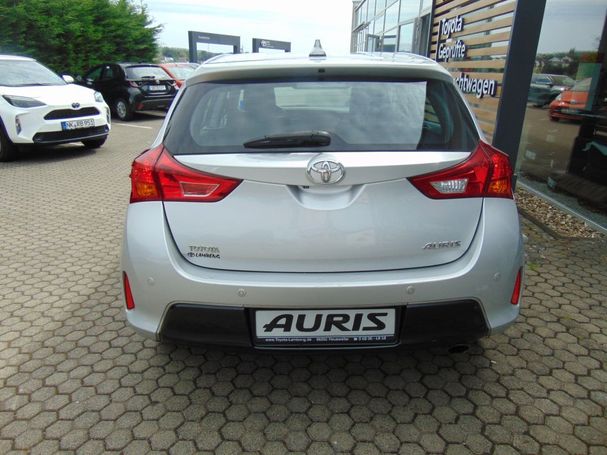 Toyota Auris 1.6 Valvematic Executive 97 kW image number 3