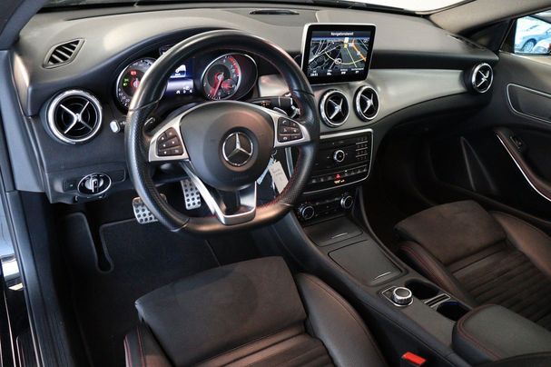 Mercedes-Benz GLA 250 4Matic Line 155 kW image number 11