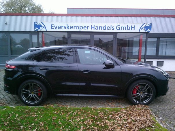 Porsche Cayenne GTS Coupé 338 kW image number 4