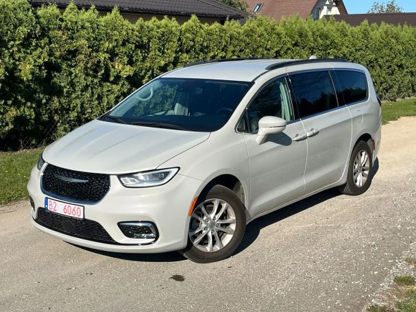 Chrysler Pacifica 219 kW image number 1