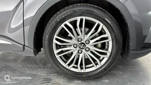 Car image 20