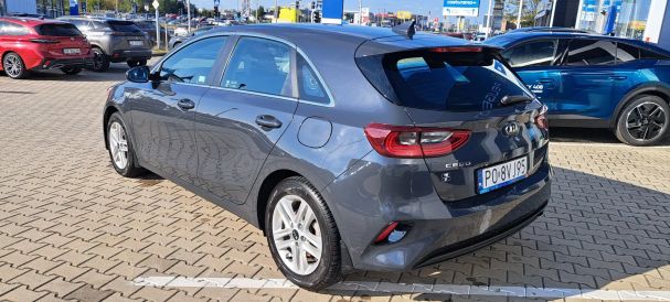 Kia Ceed 1.0 T-GDI 74 kW image number 4