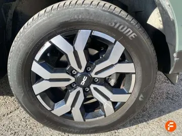 Car image 29