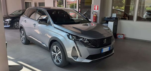 Peugeot 3008 PureTech Allure 96 kW image number 4