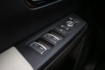 Car image 50