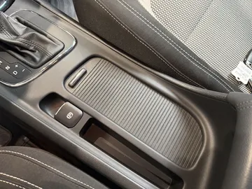 Car image 41