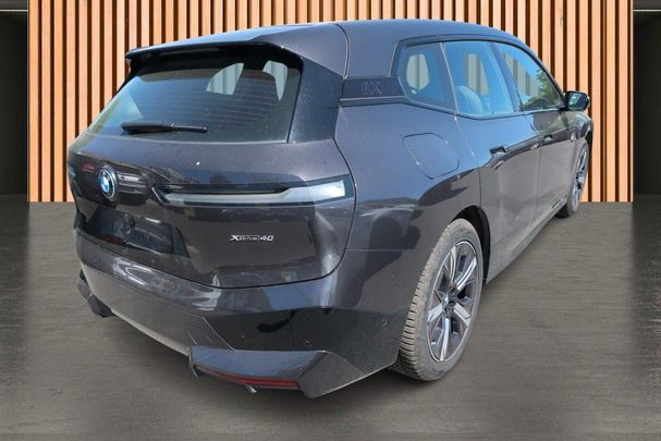 BMW iX xDrive 240 kW image number 8